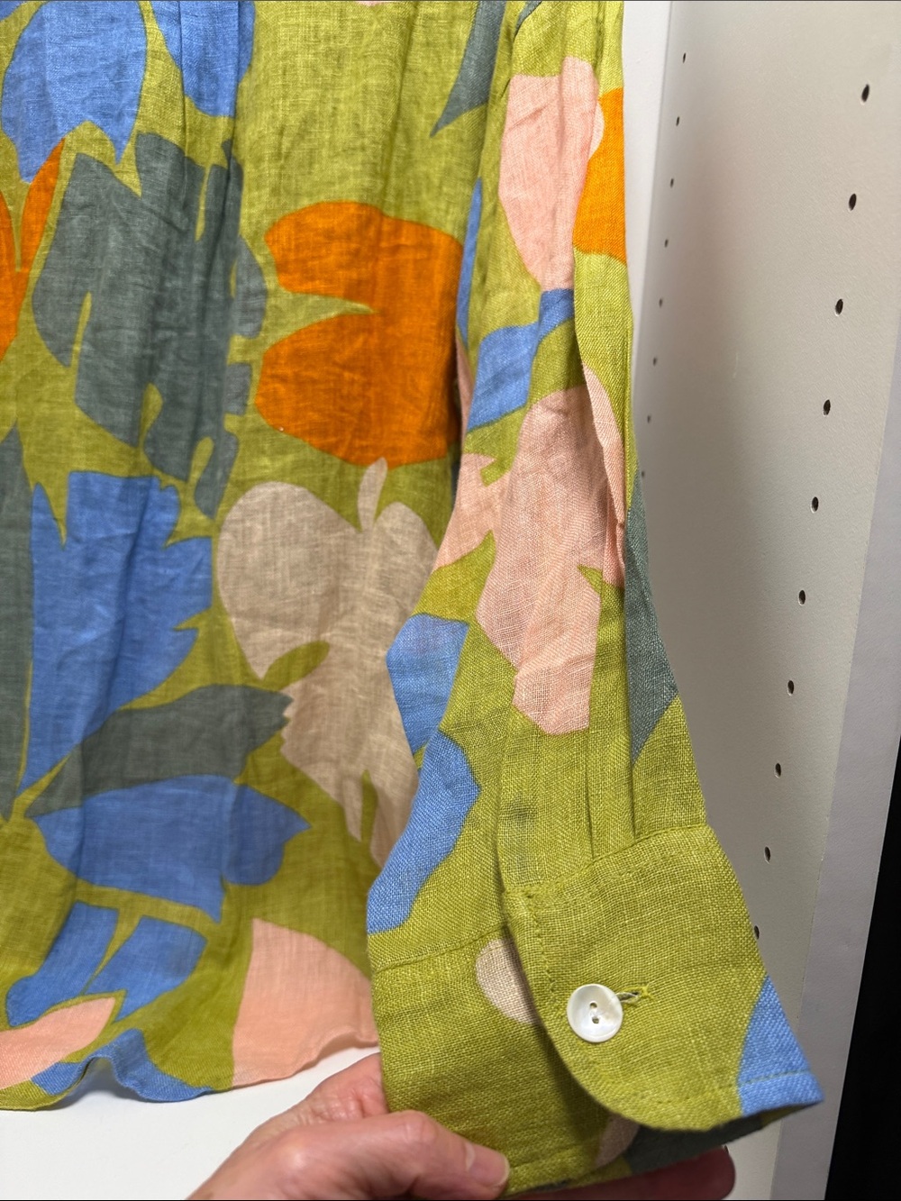 Vitamin A Multicolor Linen Floral Button-Up Shirt - NWT sz XS - Picture 11 of 16